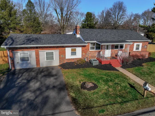 305 Wilson Ave, Glassboro, NJ 08028