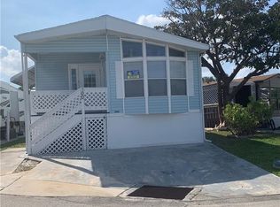 300 Nettles Blvd, Jensen Beach, FL 34957