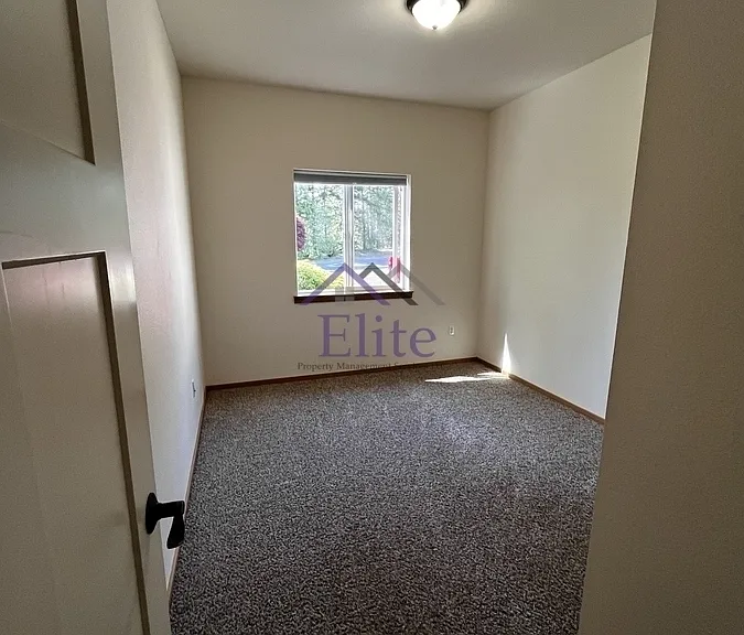 251 W Berry Ridge Rd — Photo 18