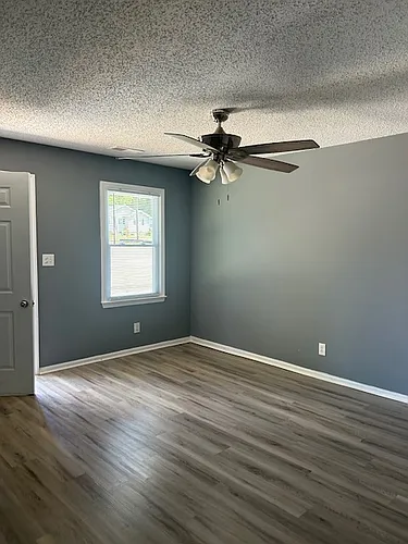 1640 James St Photo 1