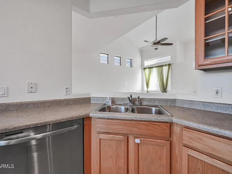 14314 W Cora Ln — Photo 10