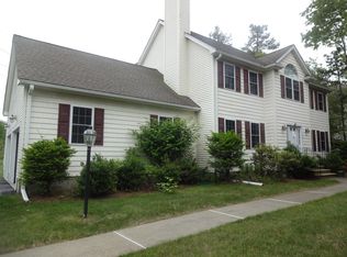 102 Muller Rd, Burlington, MA 01803
