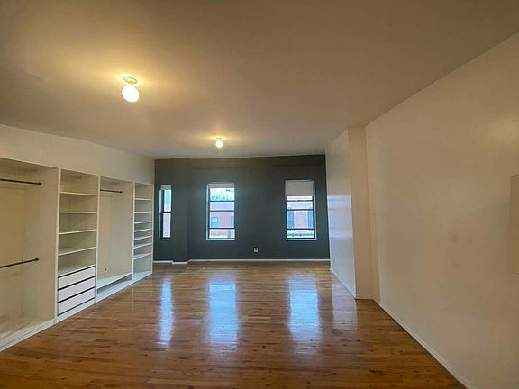 4th image of 533 Dekalb Ave #3