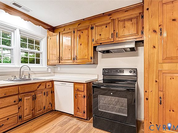 3rd image of 7613 Ansley Rd