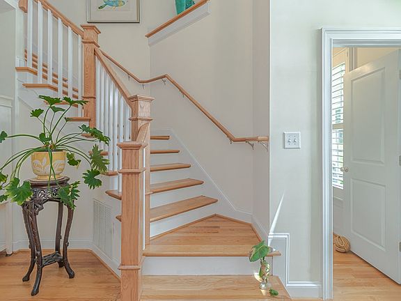 4th image of 778 Preserve Dr