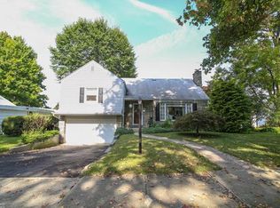 2745 W Fairview St, Allentown, PA 18104