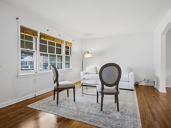 5th image of 6558 N Troy St