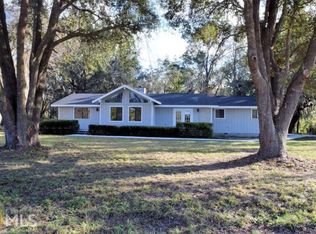 475 Plantation Point Rd, Woodbine, GA 31569