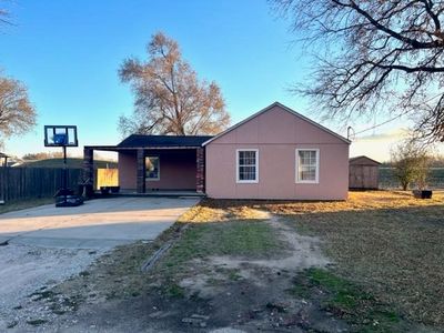 719 W 38th St N, Wichita, KS, 67204