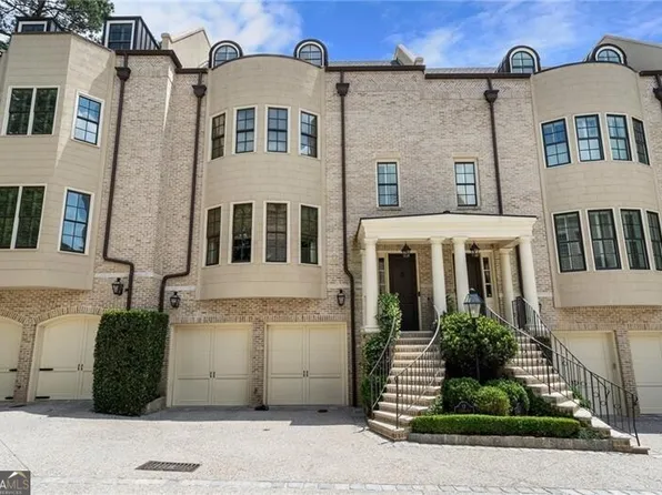 122 Old Ivy Rd NE Unit 17, Atlanta, GA 30342