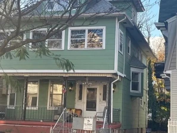 29 N 17th St, East Orange City, NJ 07017