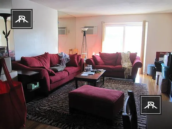 48 Green St #409 — Photo 8