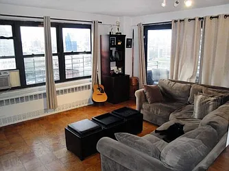 Rented by LoHo Realty