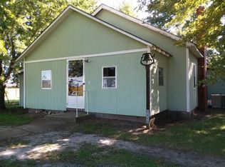 4075 85th Rd, Thayer, KS 66776