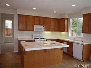 4th image of 29683 Williamette Way