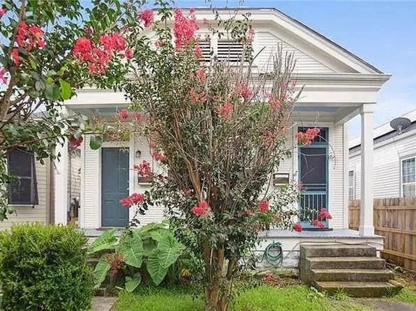 3948 Laurel St, New Orleans, LA 70115