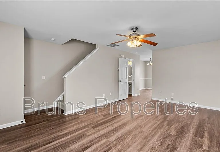 3884 Hickswood Creek Dr — Photo 5
