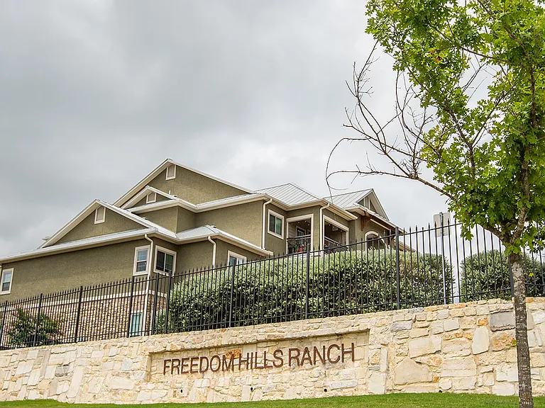 Freedom Hills Ranch Apartments — Photo 149