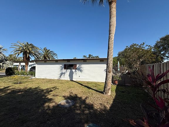 5th image of 5210 Wellfleet Dr S