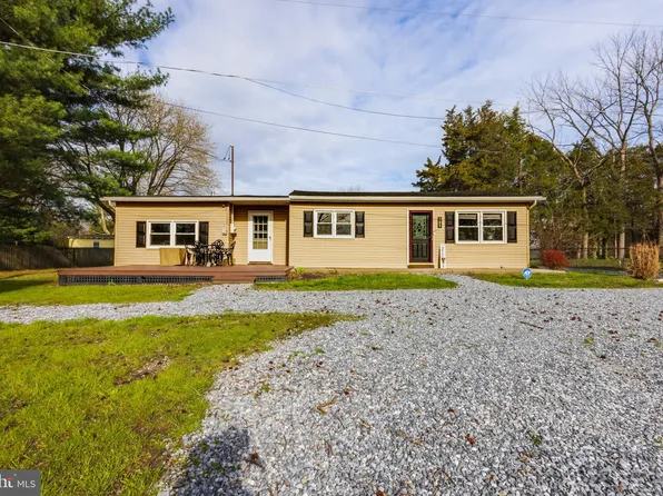 100 N Hook Rd, Pennsville, NJ 08070
