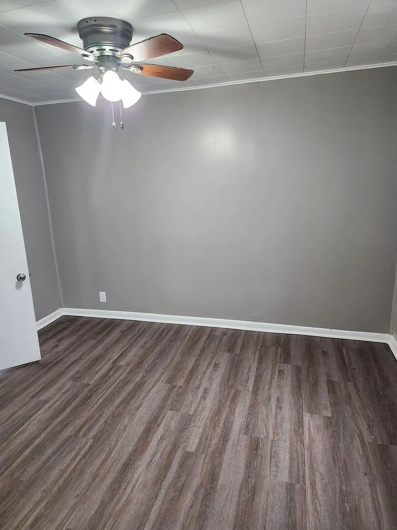 Two unit duplex — Photo 4