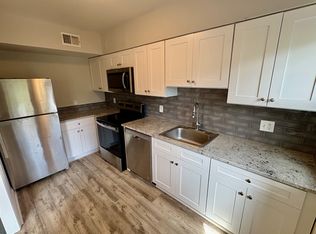 8108 Roxburgh Dr APT 1W, Saint Louis, MO 63105