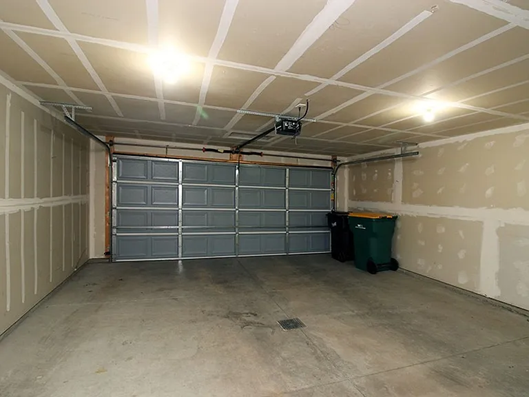 4231 Serenity Ct — Photo 21