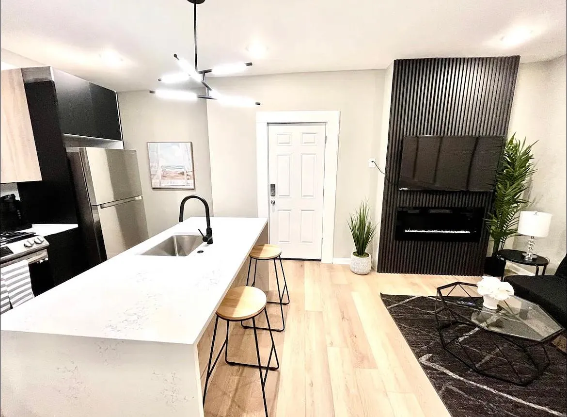 3831 Atlantic Ave — Photo 3