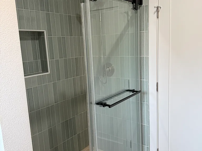 114 N Roosevelt Ave #A — Photo 4