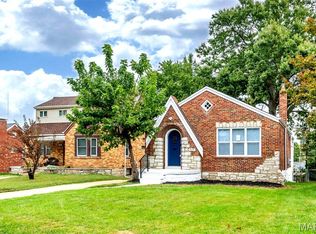 669 Bellsworth Dr, Saint Louis, MO 63125