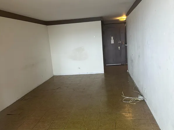 97-10 62nd Drive image 3 of 10