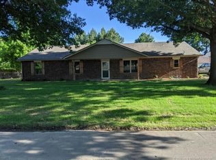 1505 Bowden Pl, Fort Gibson, OK 74434