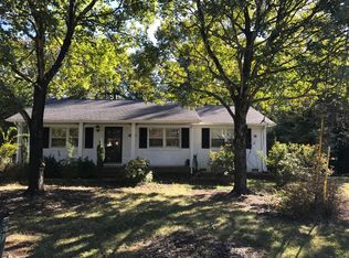 2508 Circle Pine Ct, Greensboro, NC 27407