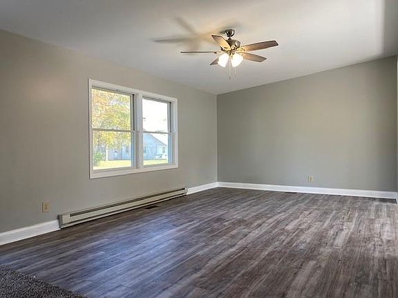4th image of 303 W Main St