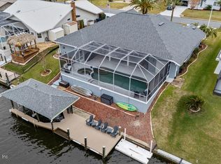 20 Cloverdale Ct N, Palm Coast, FL 32137