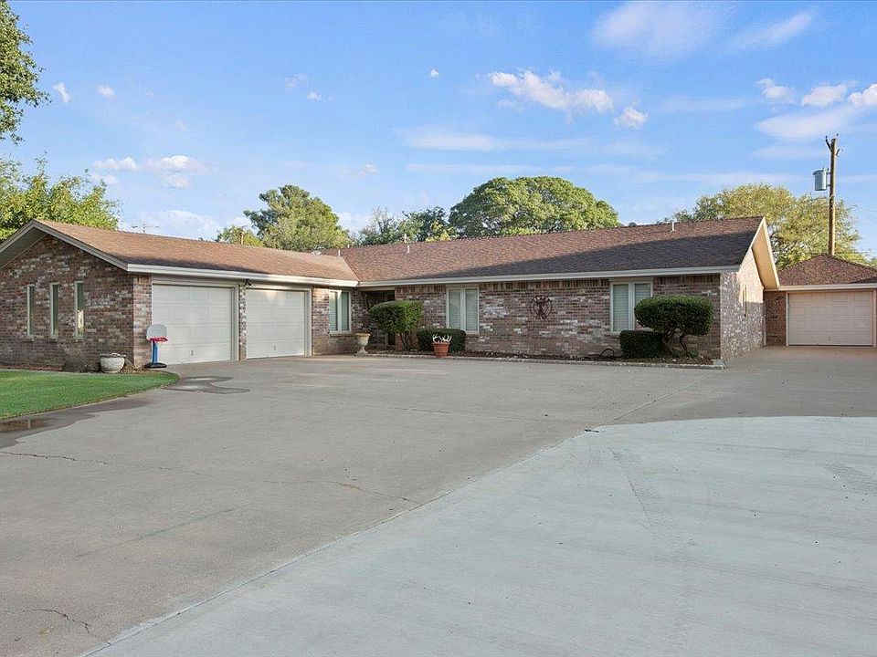 1st image of 119 Dogwood Ln