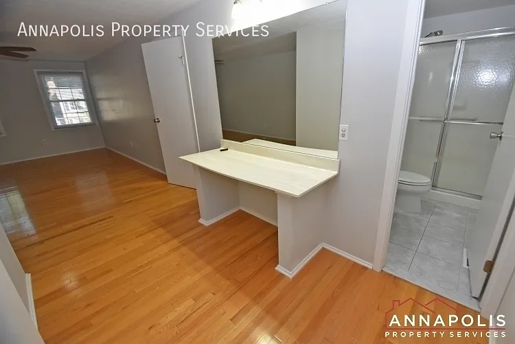 528 Bay Green Dr — Photo 15