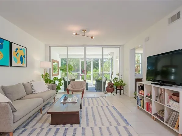 285 Naples Cove DR #1103, NAPLES, FL 34110