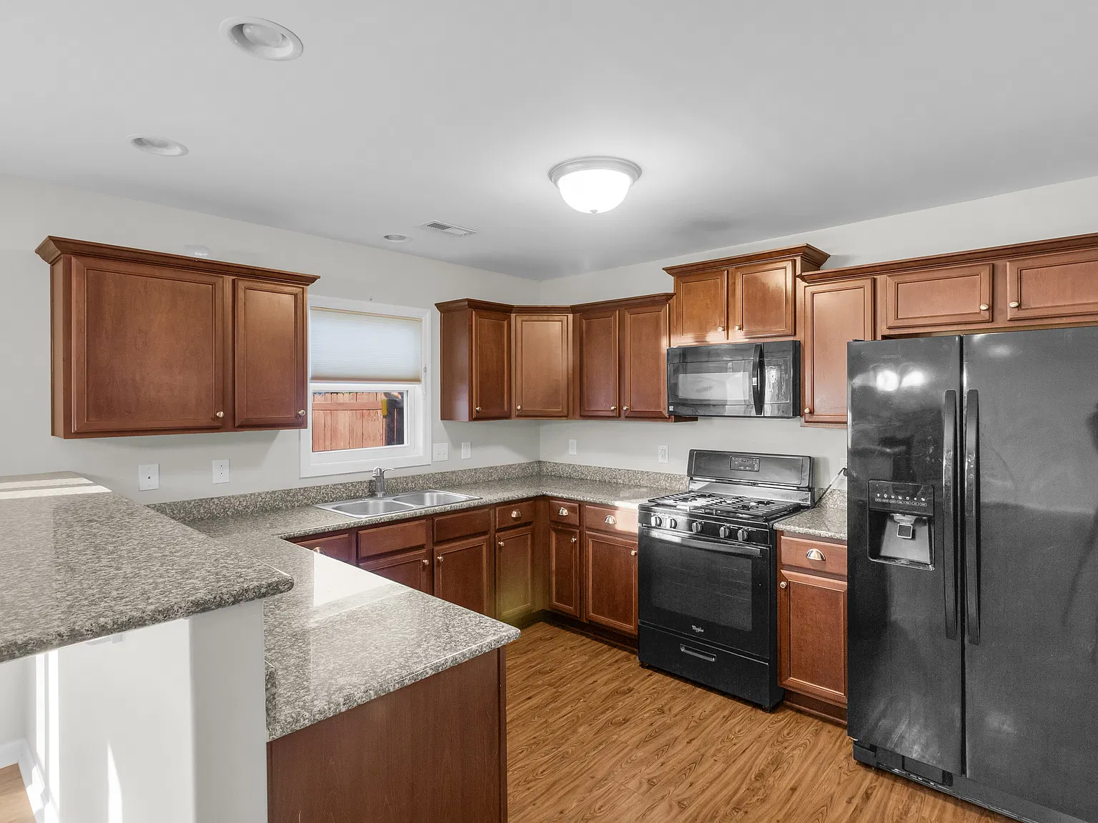3250 Austin Avenue - 1 — Photo 3