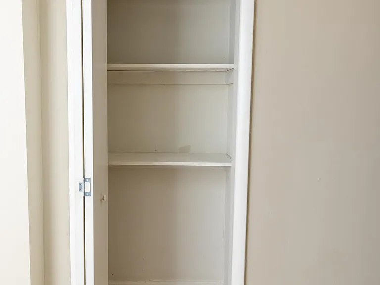 901 Clinton St #3 — Photo 7