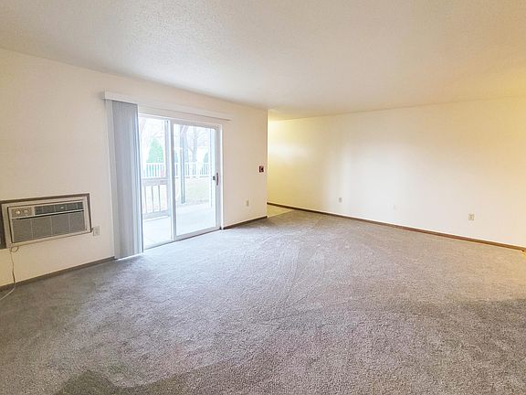 5th image of 6010 S Kingan Ave Unit 4