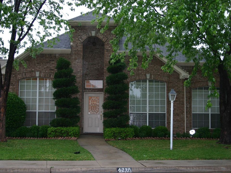 Beautiful single story, one-owner home.