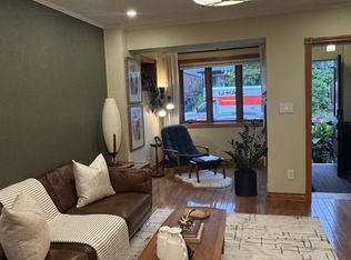402 Rhodes Ave, Toronto, ON M4L3A5