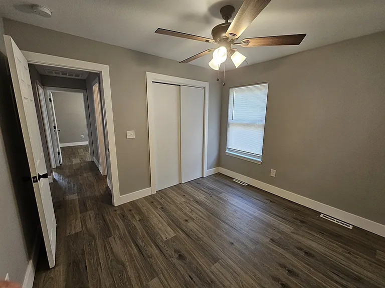 20 Lakeshore Dr #A — Photo 15