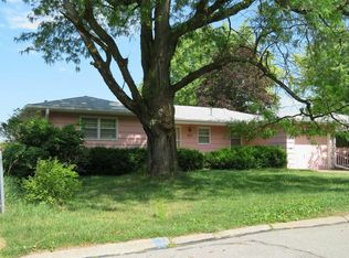 527 Trail Ridge St, Council Bluffs, IA 51503