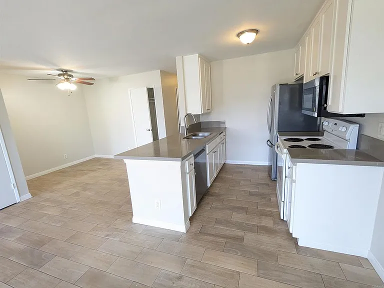 102 Wisconsin Ave #2 — Photo 8