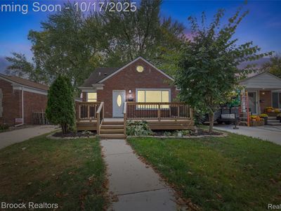 13651 Elgin Ave, Oak Park, MI, 48237