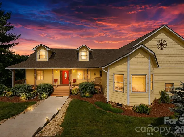 409 Tall Timbers Ln, Waynesville, NC 28785