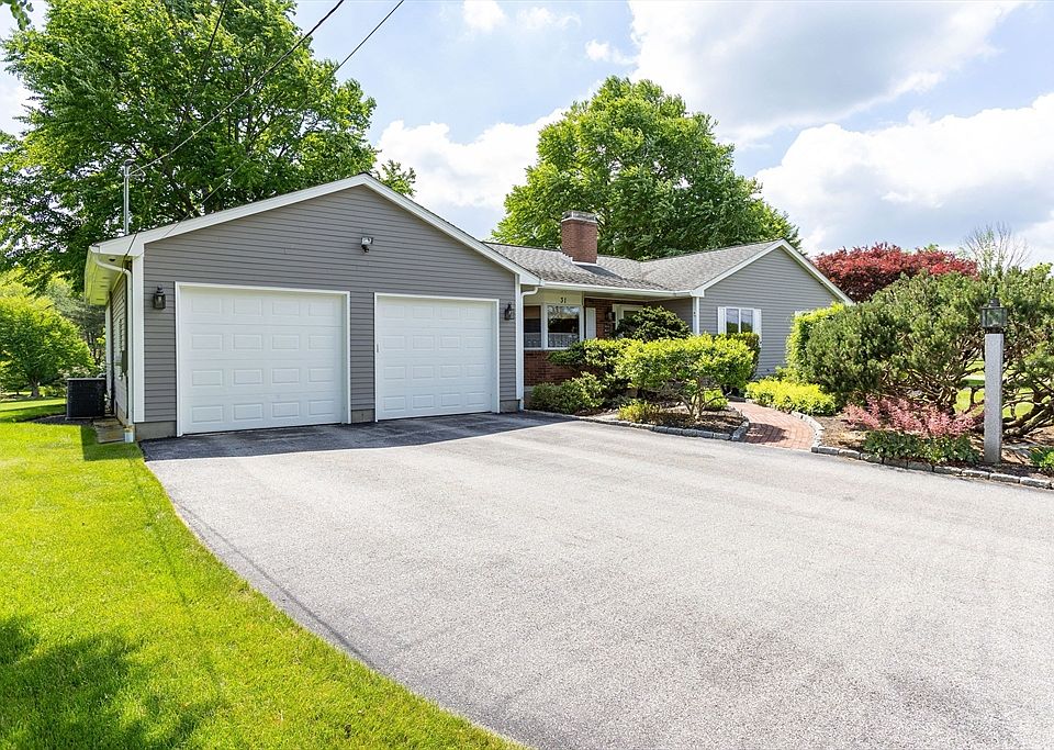 1st image of 31 Fort Hill Rd