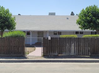13 Holtby Rd, Bakersfield, CA 93304